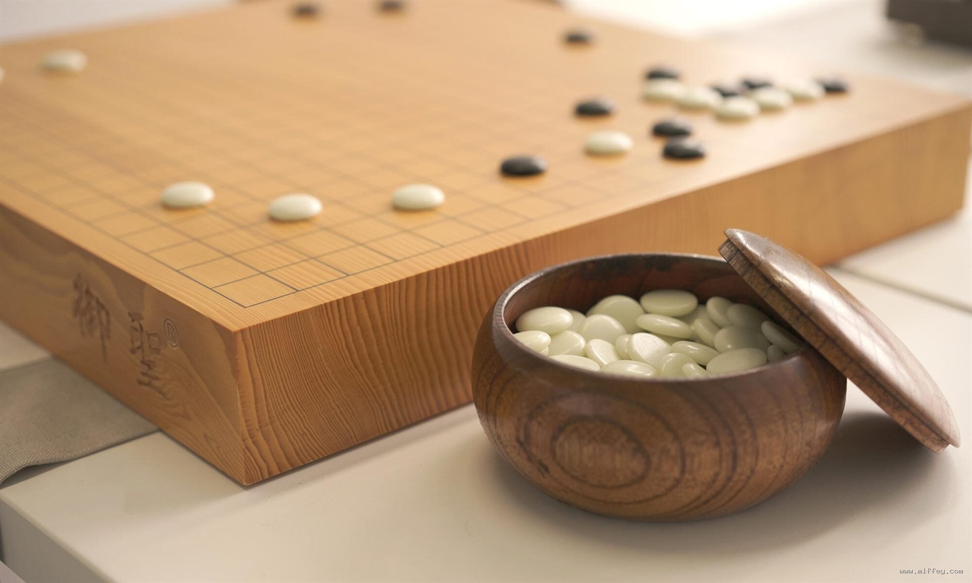 999冠军策略-价值投资如弈棋，谋定而后动
